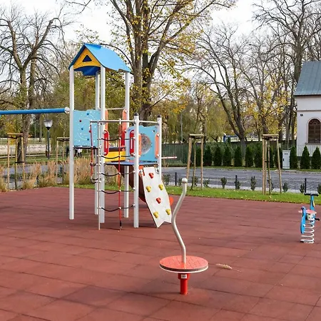 Platany Z Parkingiem By Renters Апартаменти