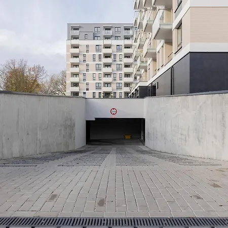 Platany Z Parkingiem By Renters Апартаменти *