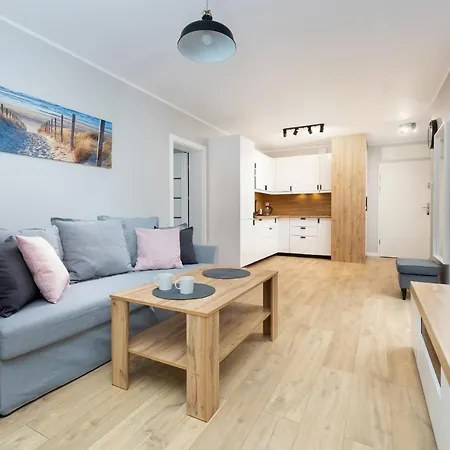 Platany Z Parkingiem By Renters *