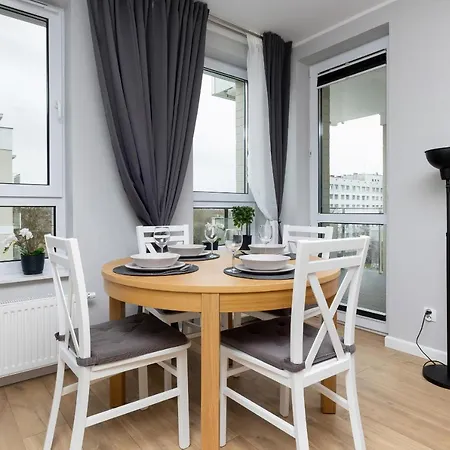 Platany Z Parkingiem By Renters * Колобжег
