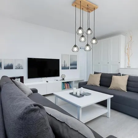 Platany Z Parkingiem By Renters * Колобжег