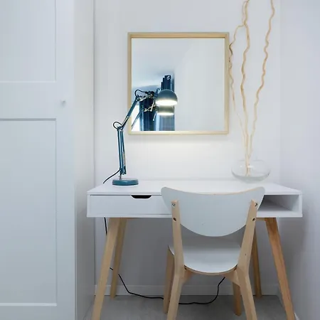 Platany Z Parkingiem By Renters Apartamento *